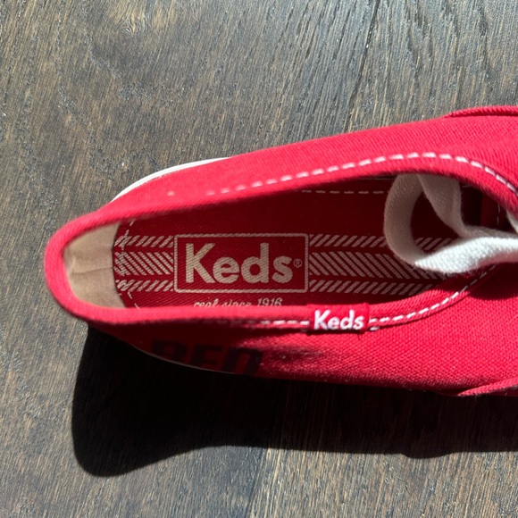 Taylor Swift x Keds Collaboration | US 7 - Picture 4 of 7